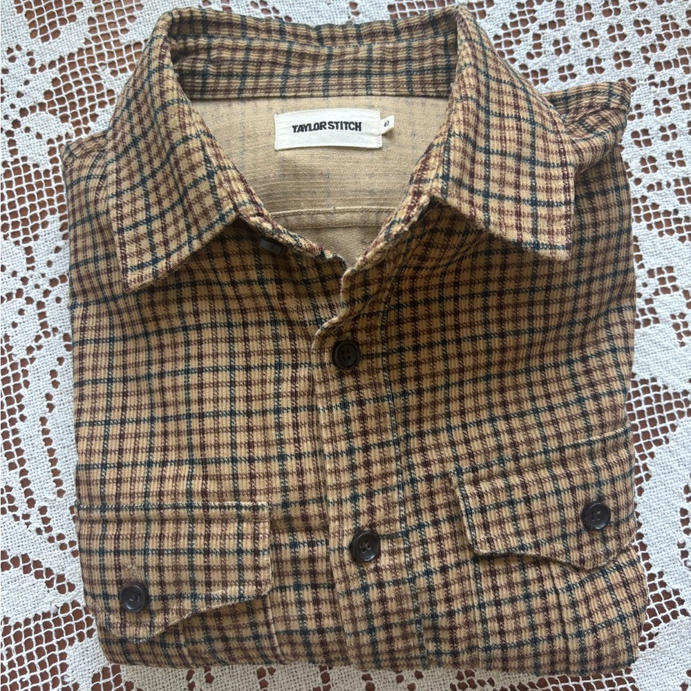 Taylor Stitch Men's Saddler Shirt in Teak Plaid Corduroy size medium